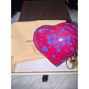Pre-Owned Louis Vuitton Sprouse Heart Shaped Coin Holder